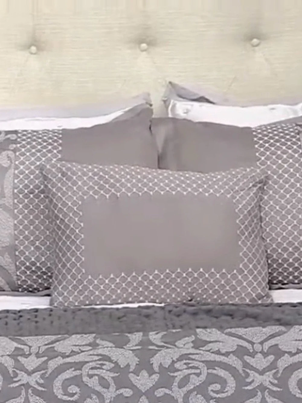 5-Pc Cal King Bedding Set Smoky Gray Jacquard Wynne Comforter Sham Skirt Pillow